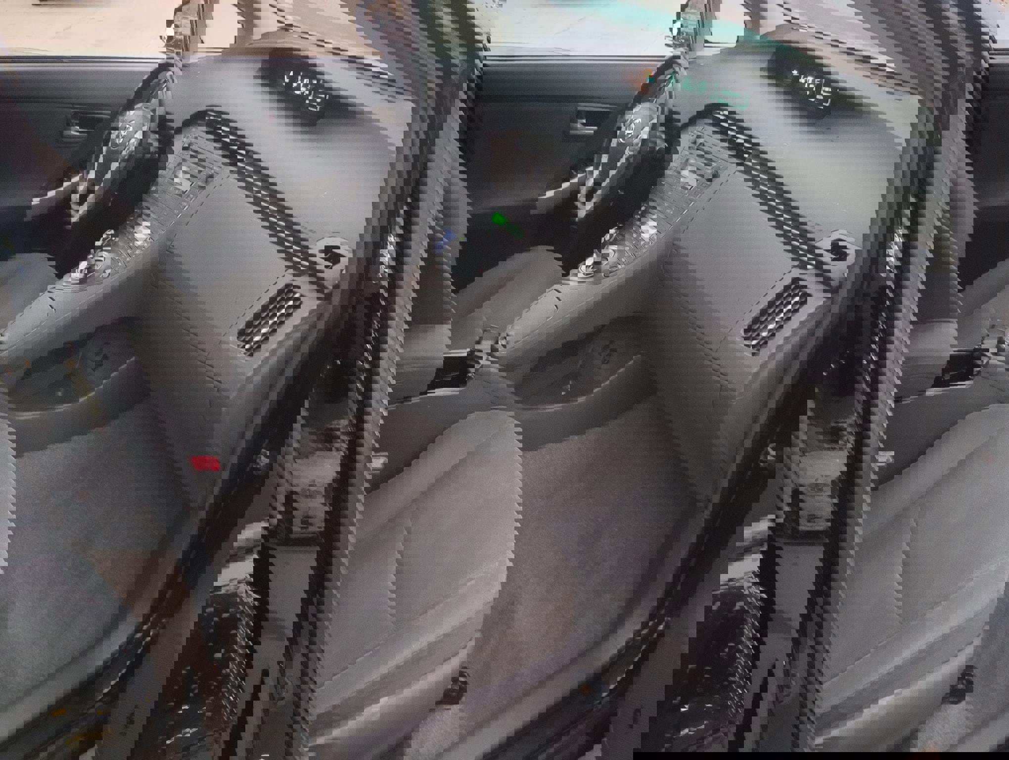 Used 2010 Toyota Prius One FWD image 5