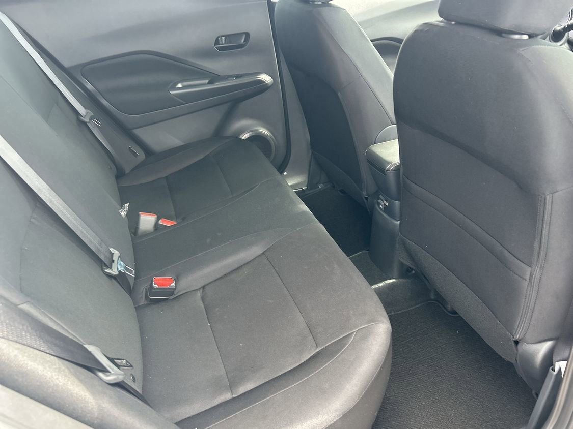 New 2025 Nissan Kicks Play S image 12