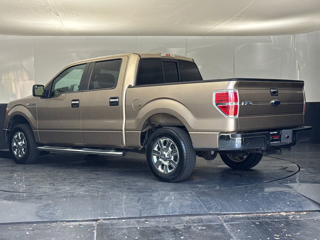Used 2012 Ford F150 XLT w/ XLT Chrome Pkg image 5