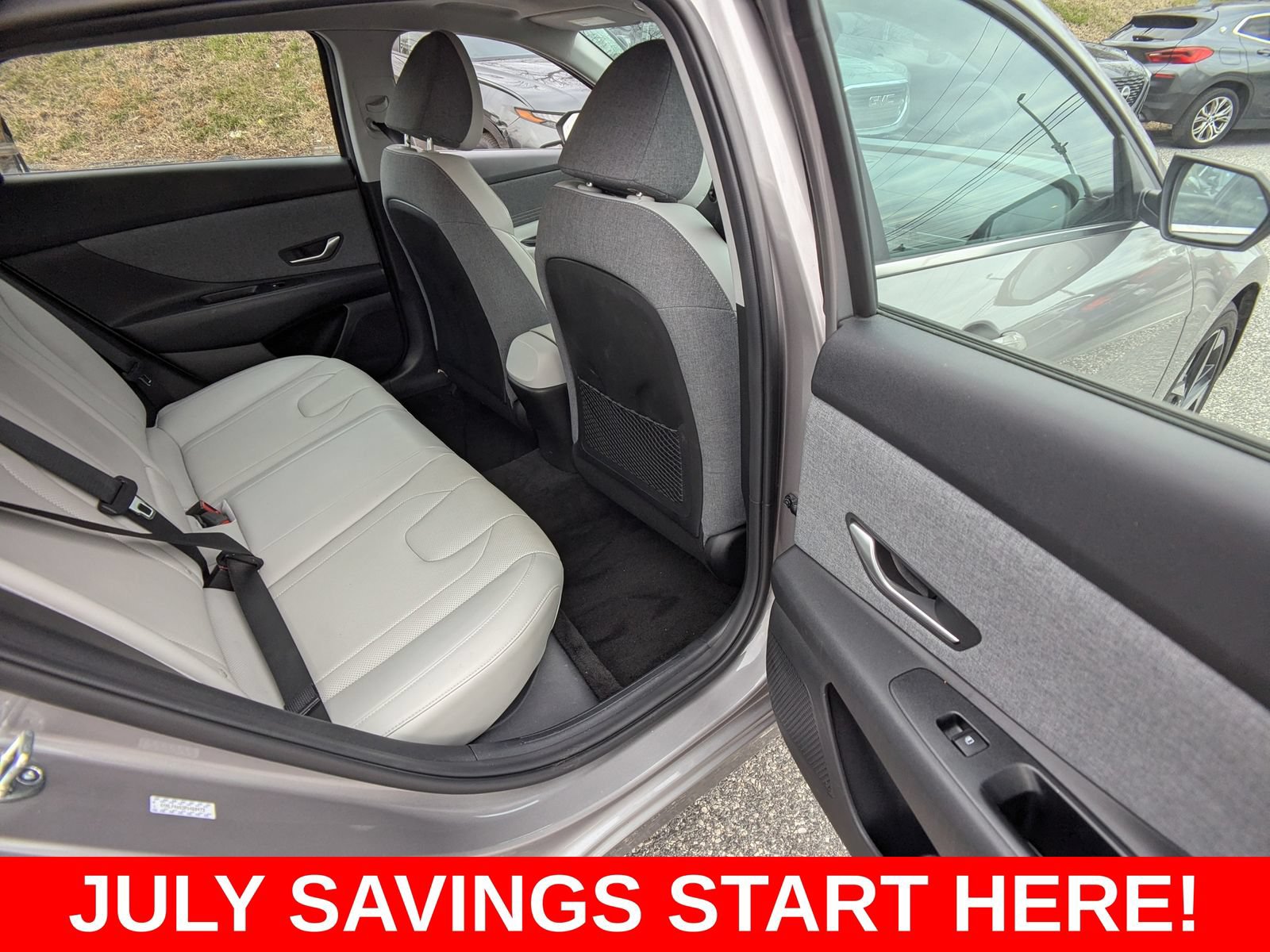 Used 2023 Hyundai Elantra Limited w/ Cargo Package FWD image 17