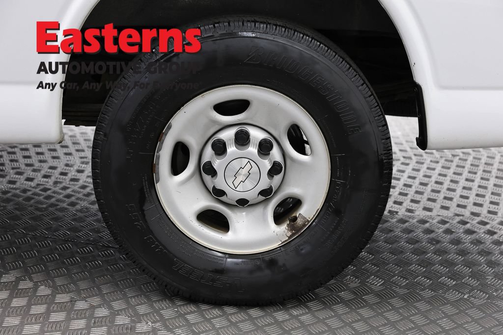 Used 2019 Chevrolet Express 2500 w/ Safety Package RWD image 32