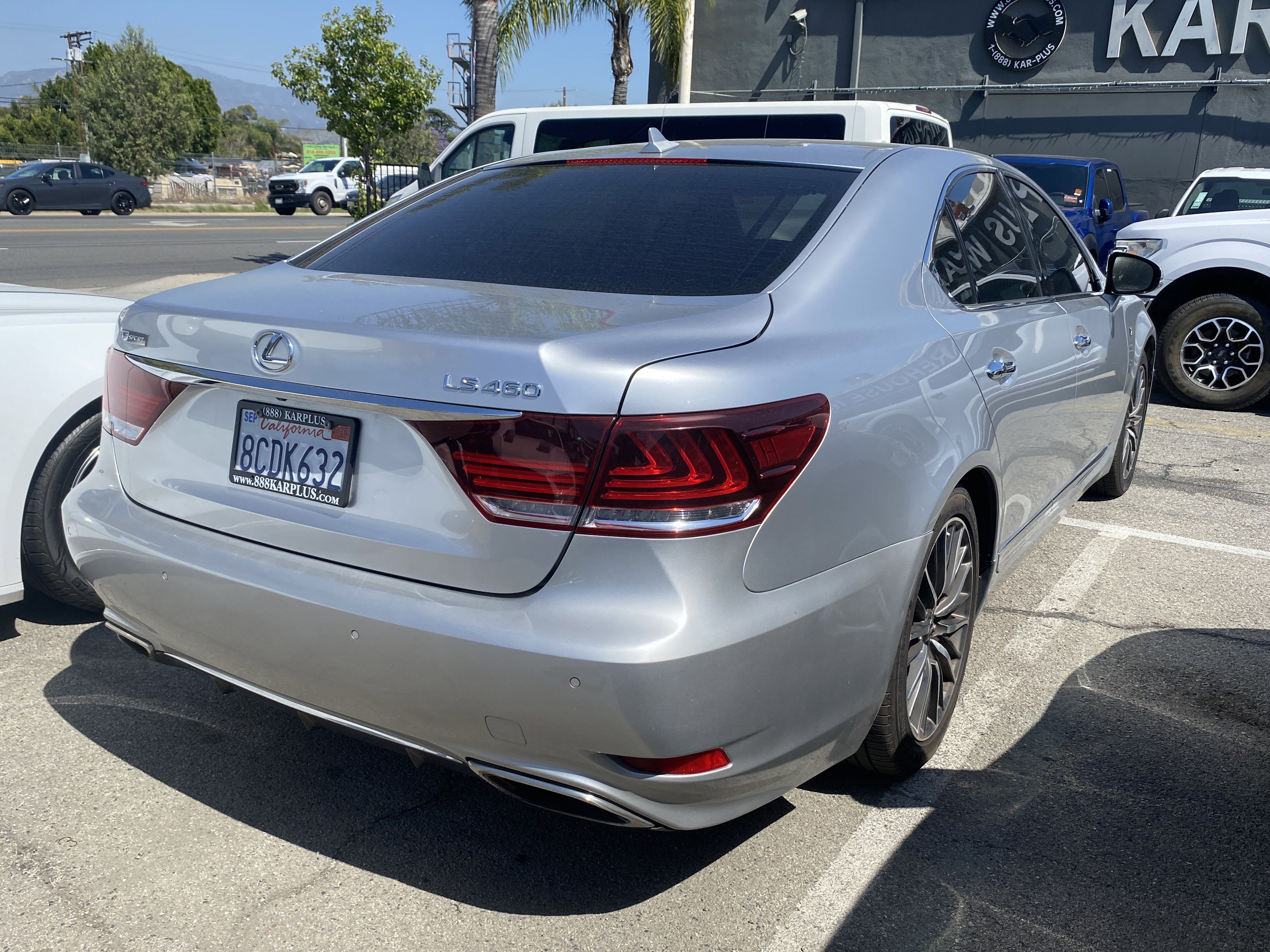 Used 2013 Lexus LS 460 w/ F-Sport Pkg RWD image 8