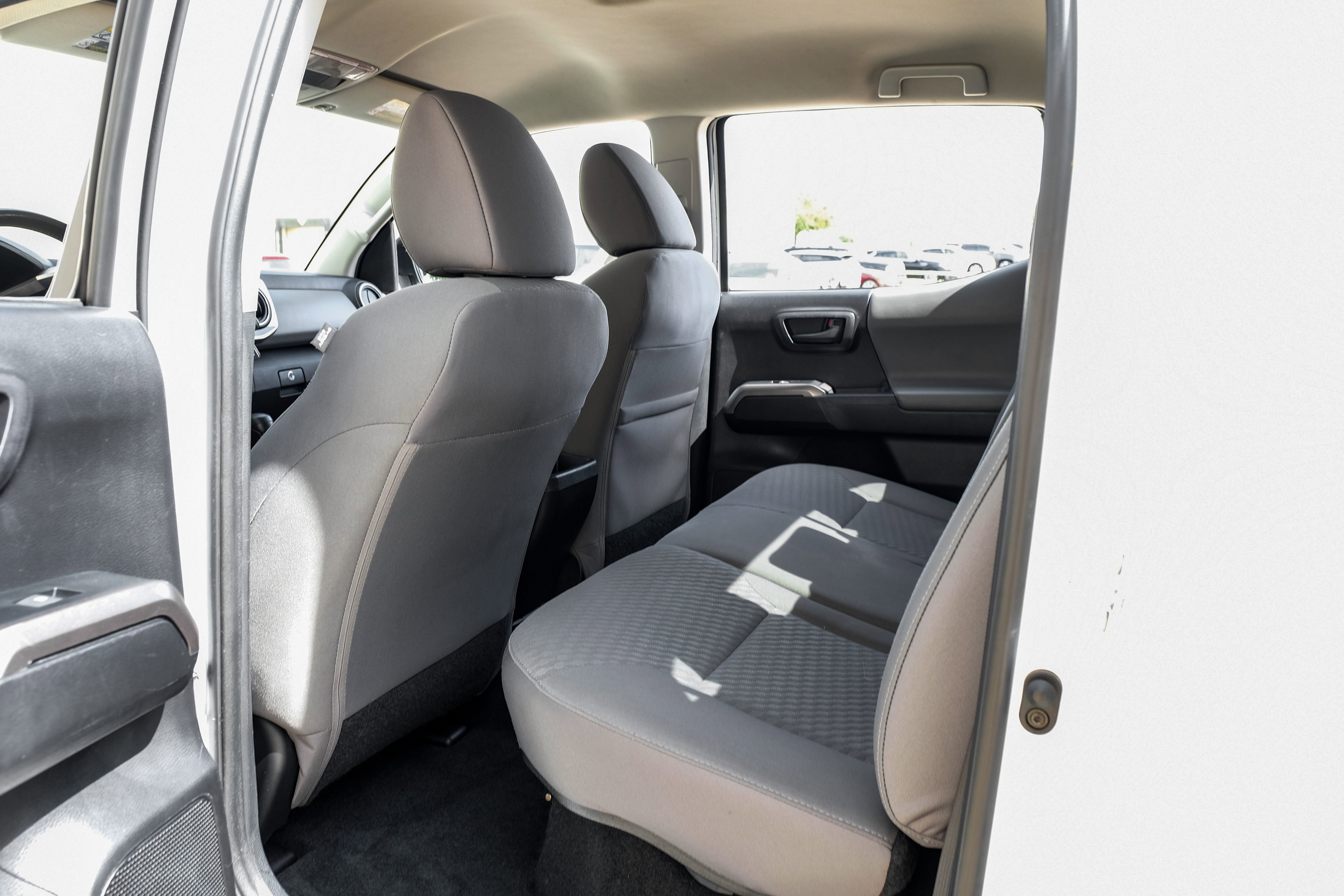 Used 2021 Toyota Tacoma SR5 RWD image 36