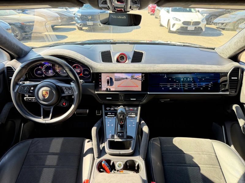 Used 2022 Porsche Cayenne Turbo GT AWD/4WD image 20
