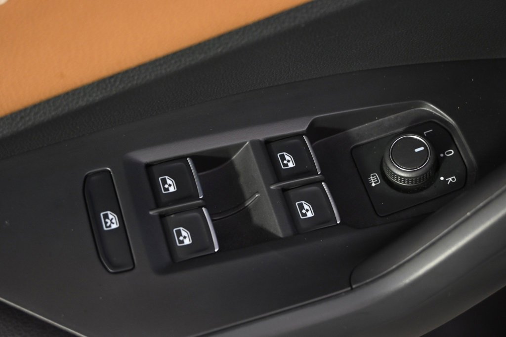 Used 2024 Volkswagen Jetta SEL image 23