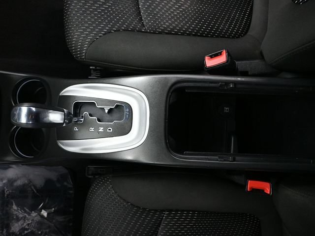 Used 2019 Dodge Journey SE FWD image 29