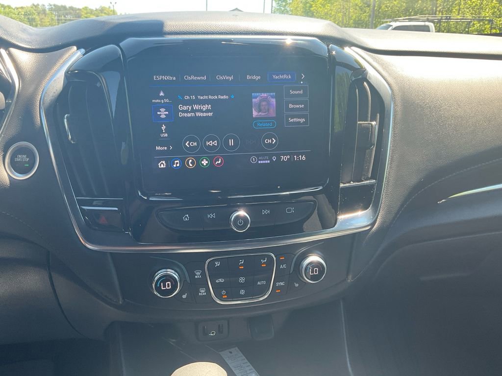 Used 2023 Chevrolet Traverse LT FWD image 23