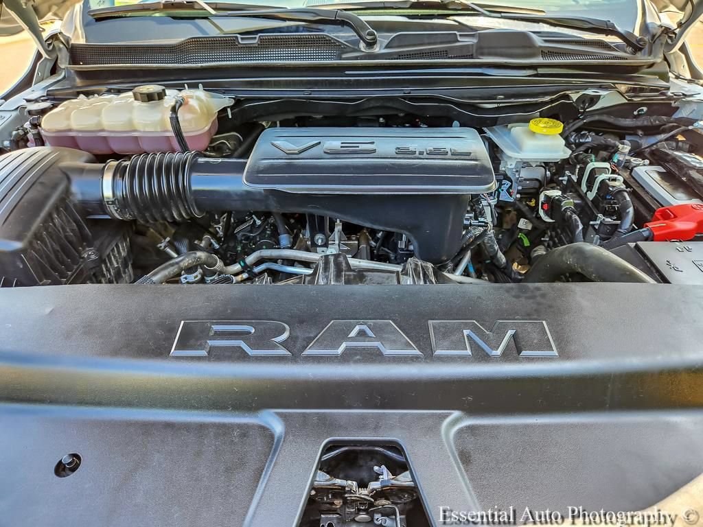 Used 2025 RAM 1500 Big Horn AWD/4WD image 31