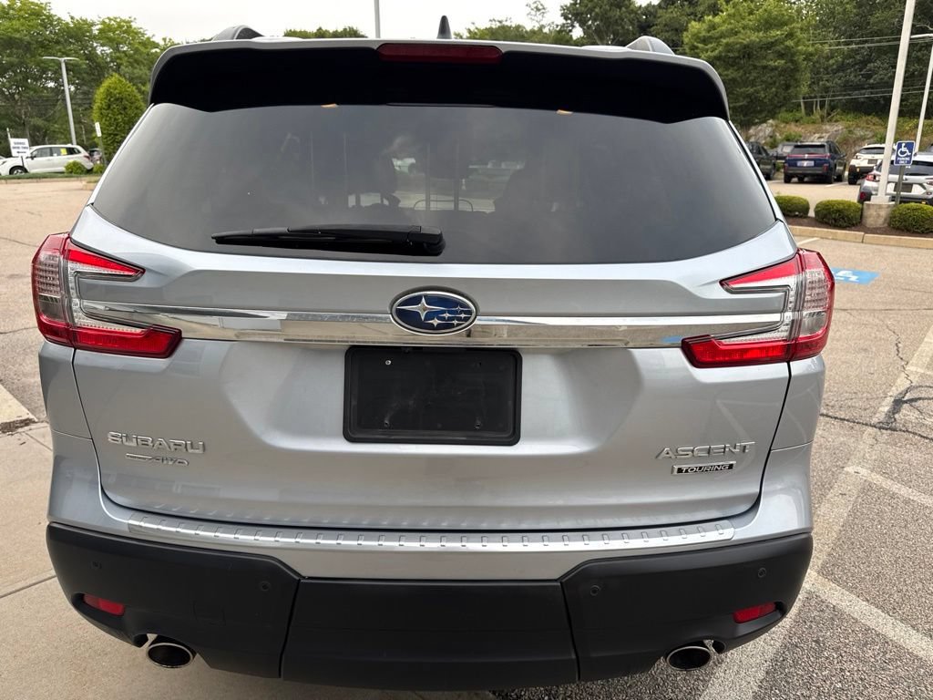 Used 2023 Subaru Ascent Touring AWD/4WD image 3