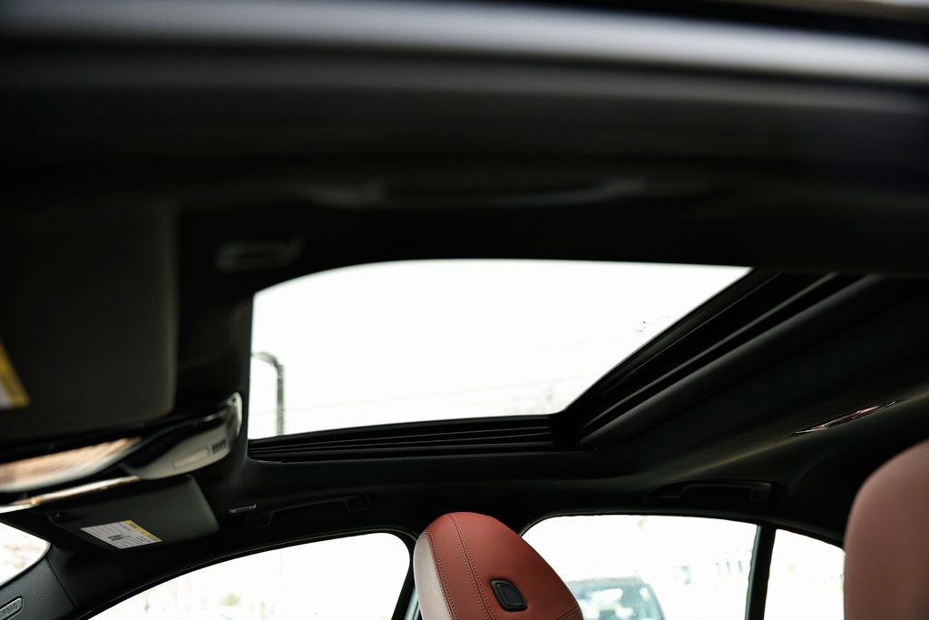 New 2026 BMW 330i Sedan image 14