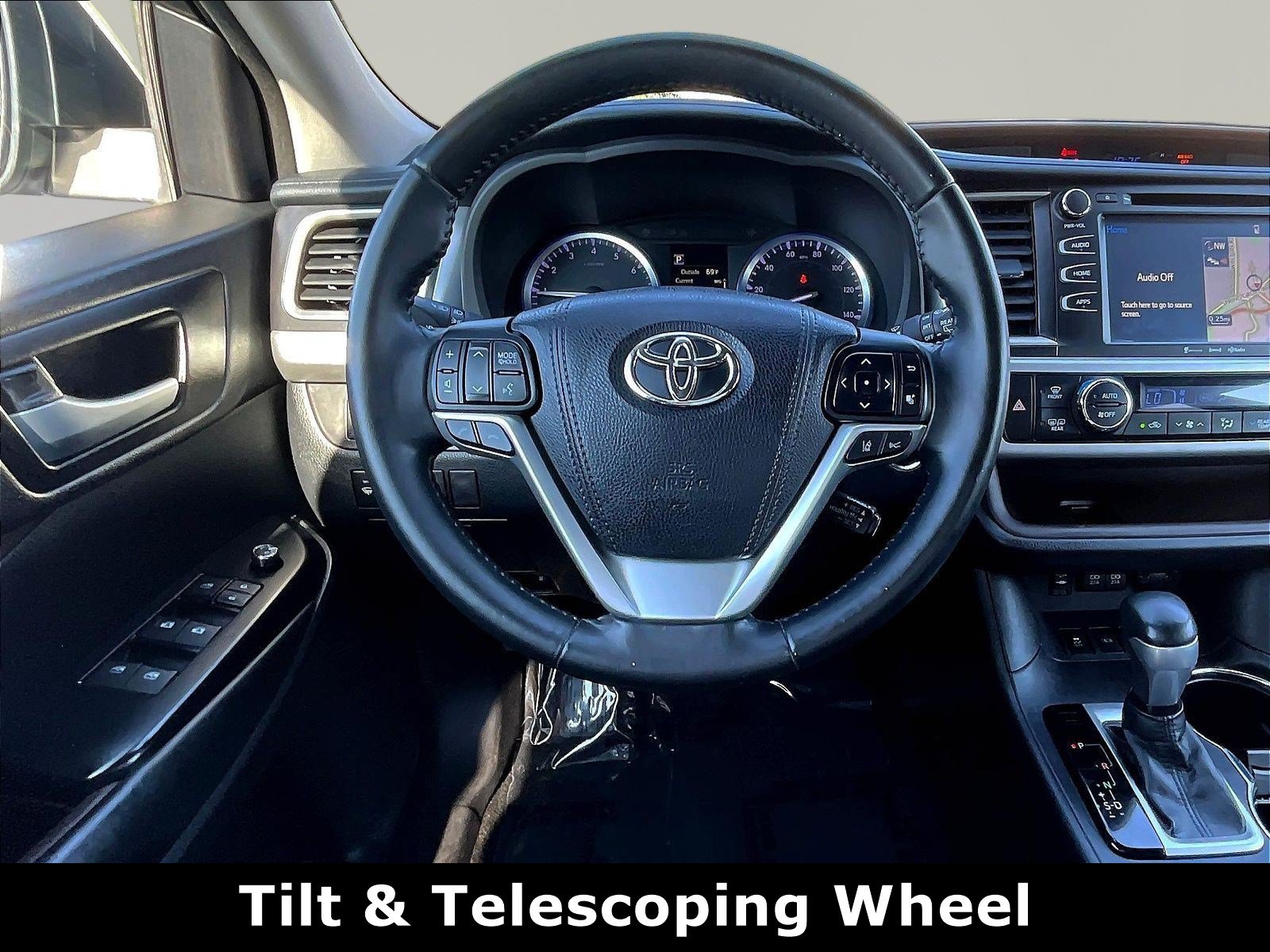 Used 2018 Toyota Highlander XLE AWD/4WD image 8