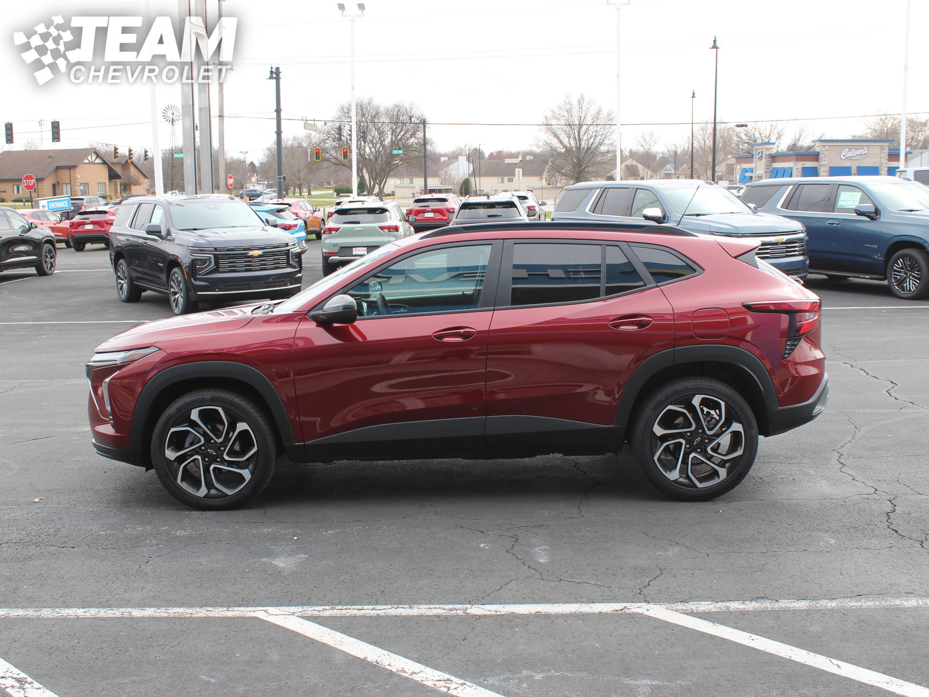 Used 2025 Chevrolet Trax RS w/ Driver Confidence Package image 7