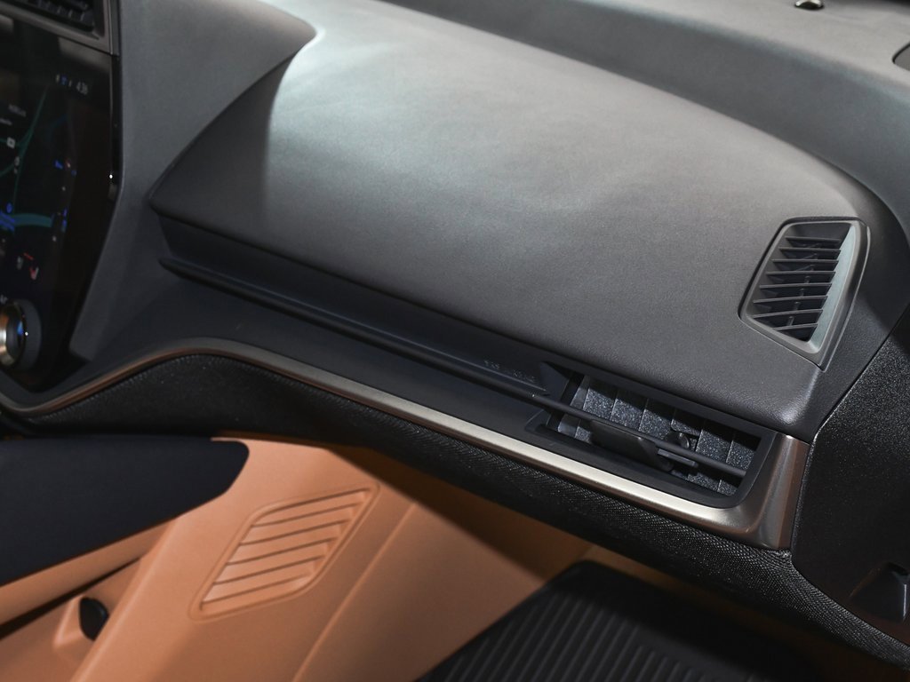 Used 2023 Lexus RZ 450e Premium image 62