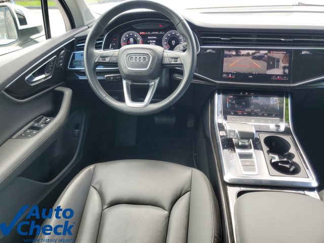 Used 2025 Audi Q7 3.0T Premium Plus AWD/4WD image 18
