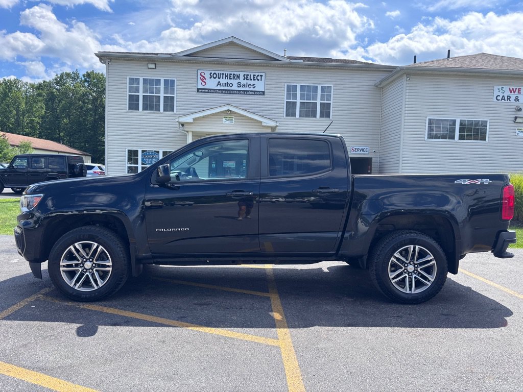 Used 2021 Chevrolet Colorado W/T w/ Custom Special Edition AWD/4WD image 1