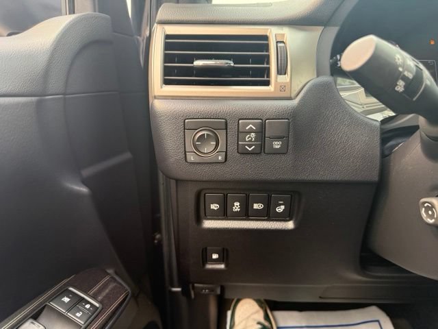 Used 2021 Lexus GX 460 Premium w/ Premium Package AWD/4WD image 22