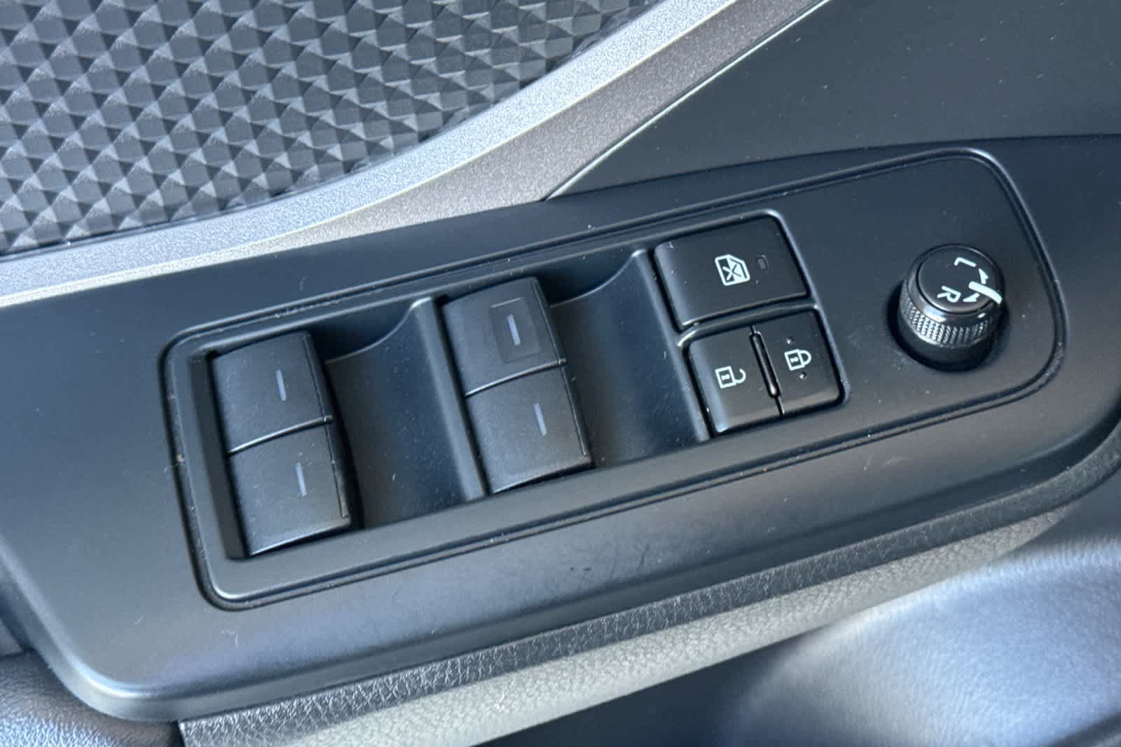 Certified 2020 Toyota C-HR LE FWD image 13