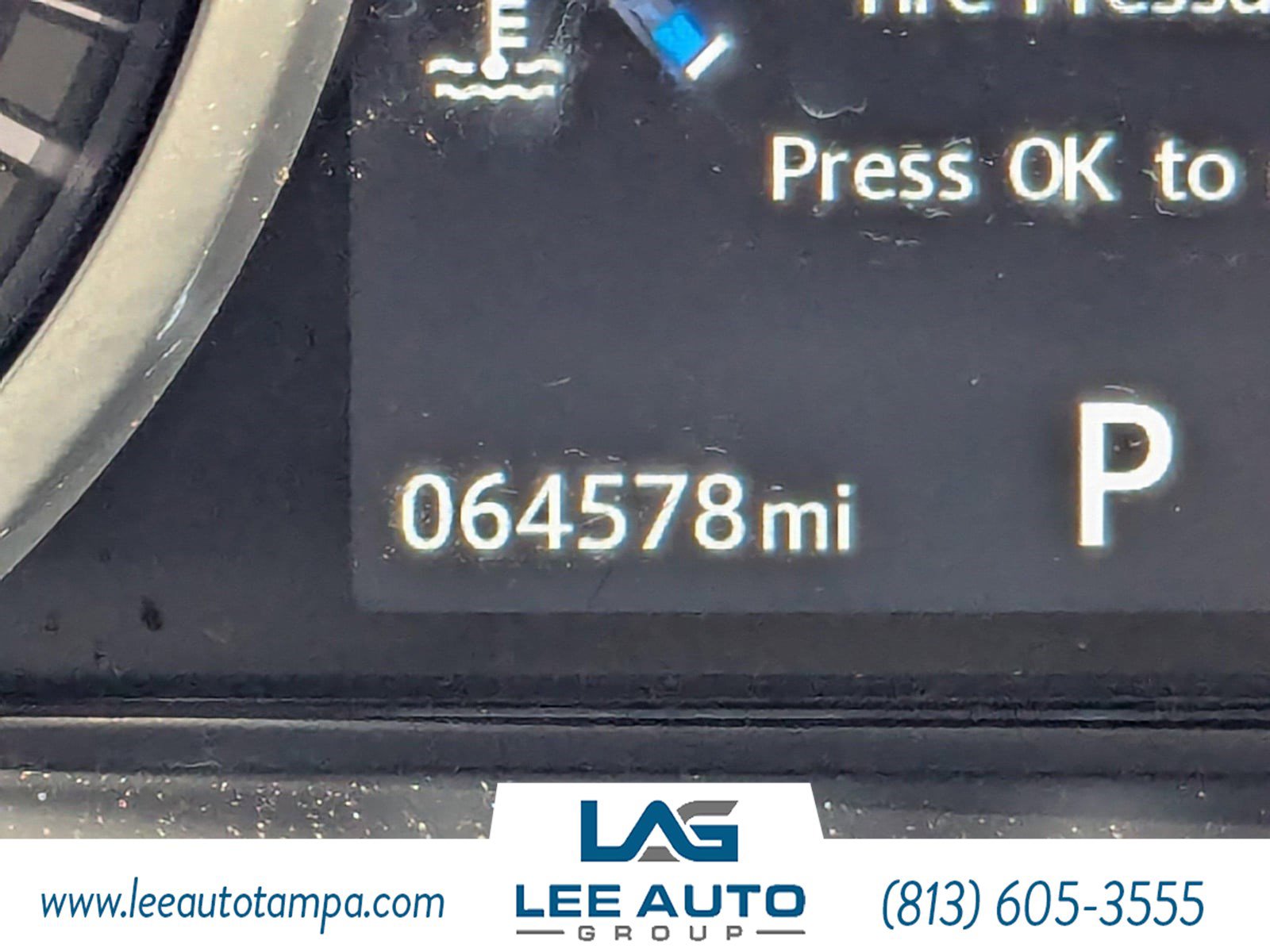 Used 2017 Land Rover Discovery Sport HSE image 29