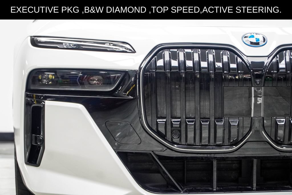 Used 2025 BMW 750e xDrive w/ Executive Package AWD/4WD image 14