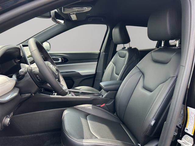 New 2026 Jeep Compass Limited AWD/4WD image 12