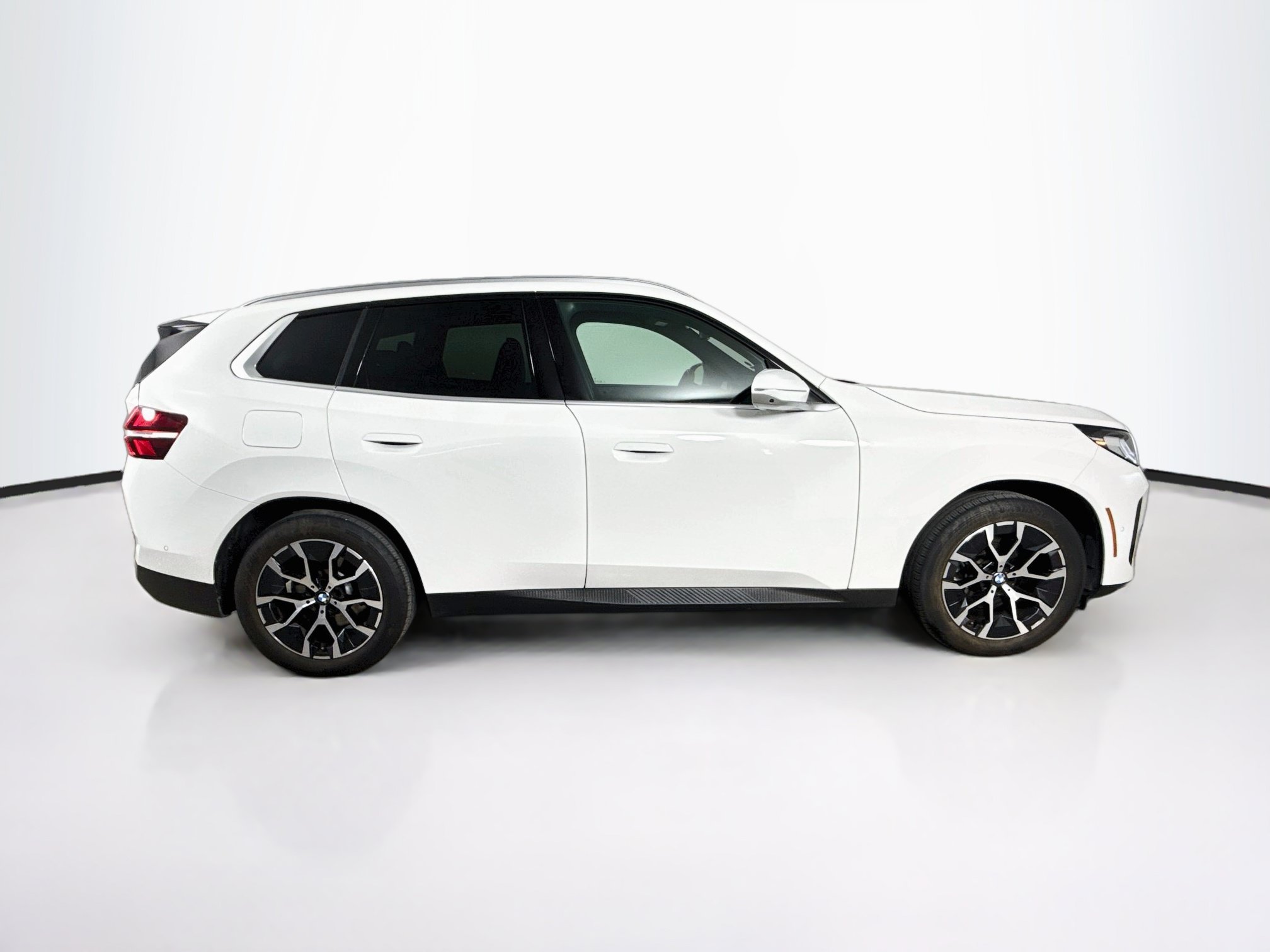 Used 2026 BMW X3 xDrive30i AWD/4WD image 2