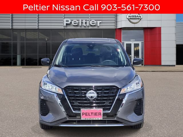 Certified 2025 Nissan Kicks Play S FWD image 2