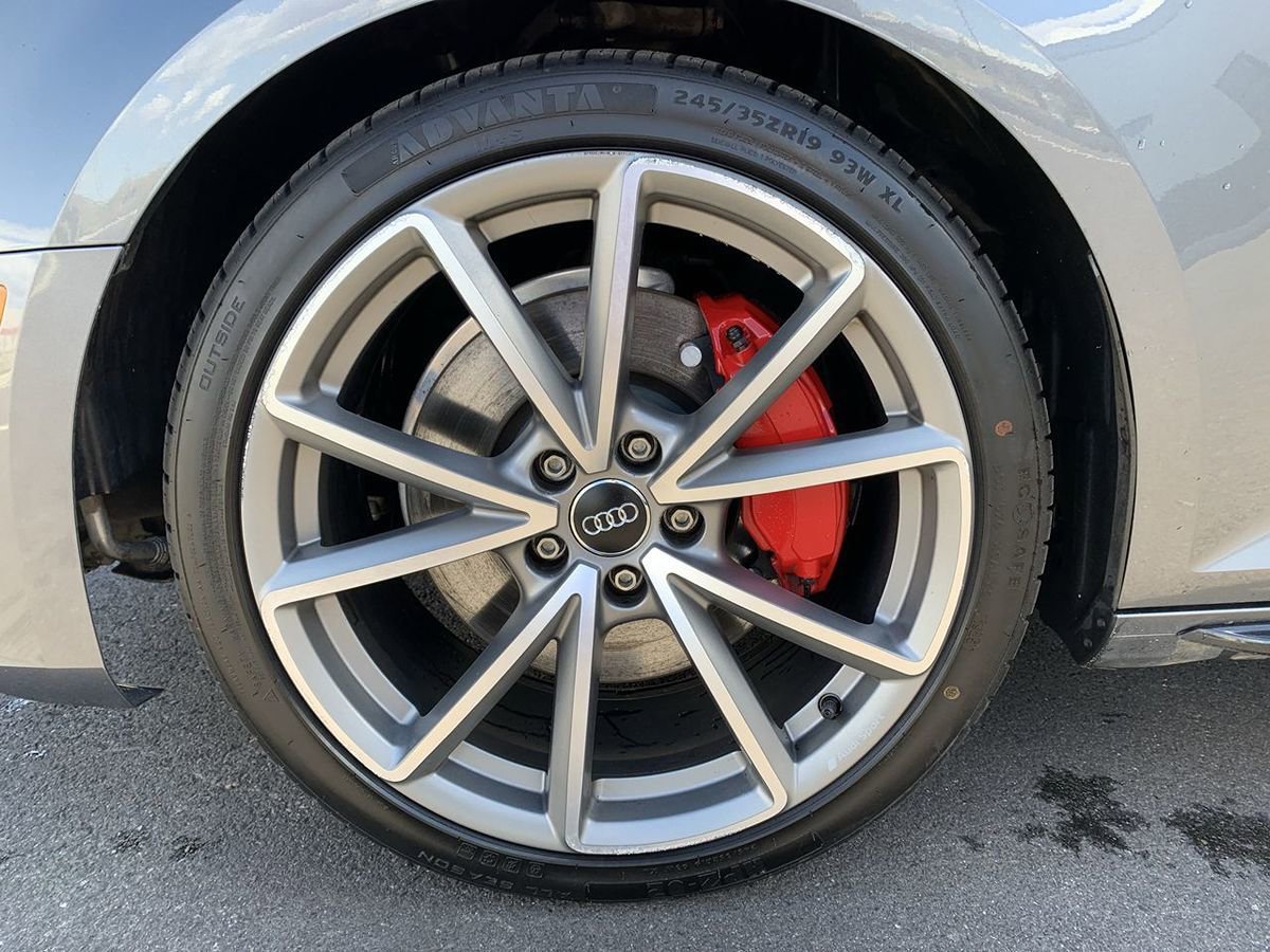 Used 2018 Audi A4 2.0T Premium Plus w/ Premium Plus Package AWD/4WD image 10