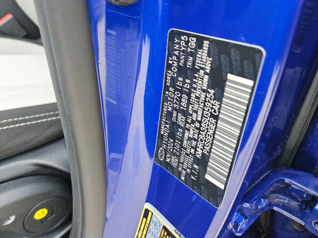 Used 2025 Hyundai Venue SEL FWD image 31