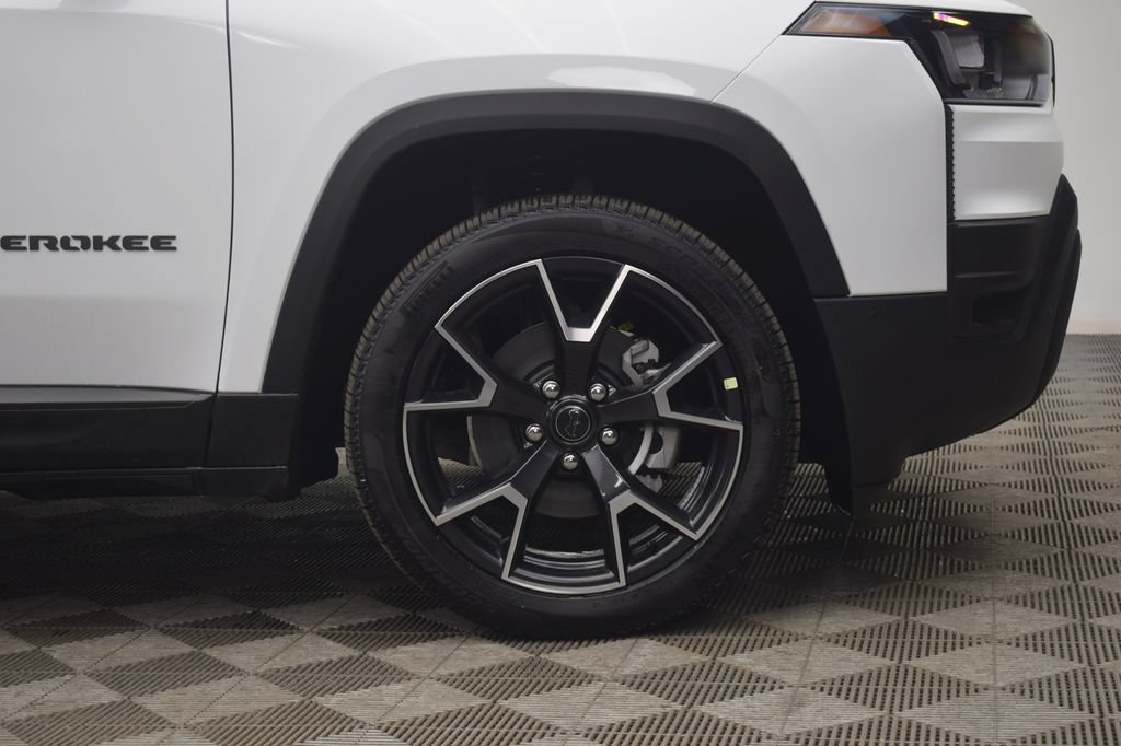 New 2026 Jeep Cherokee Overland AWD/4WD image 9