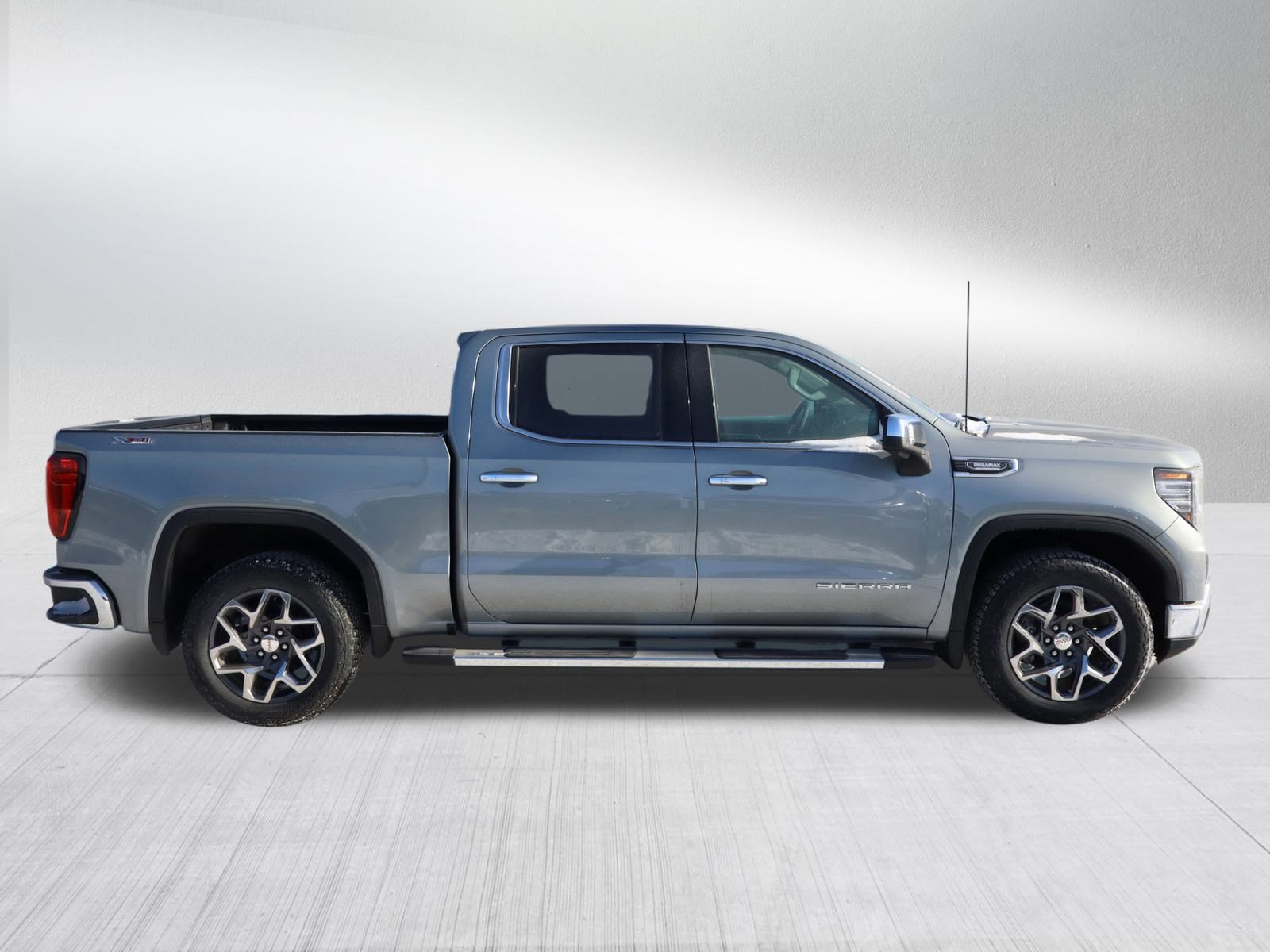 New 2026 GMC Sierra 1500 SLT w/ SLT Premium Plus Package image 8