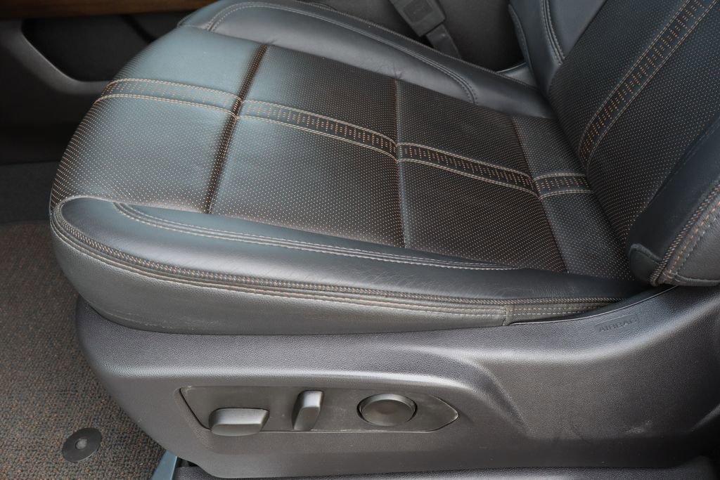 Certified 2025 Chevrolet Silverado 2500 High Country w/ Technology Package image 20