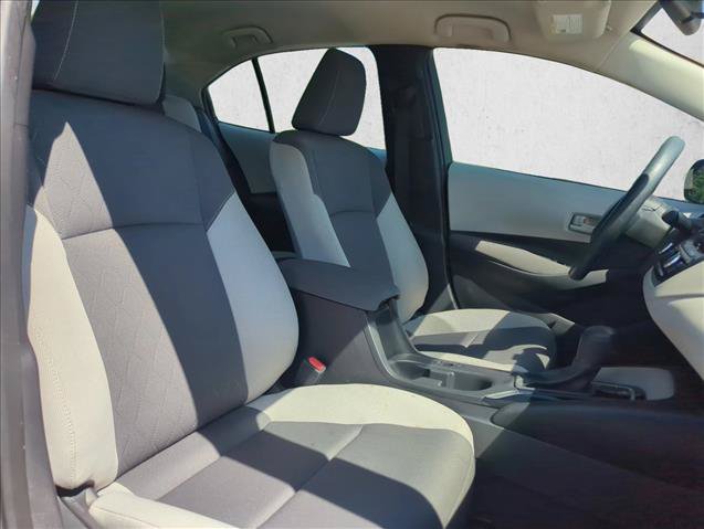 Used 2024 Toyota Corolla LE w/ LE Convenience Package FWD image 26