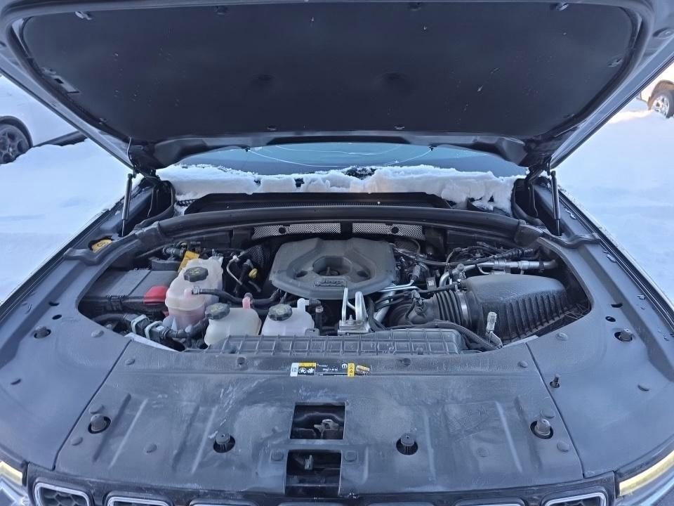 Used 2022 Jeep Grand Cherokee Overland image 10