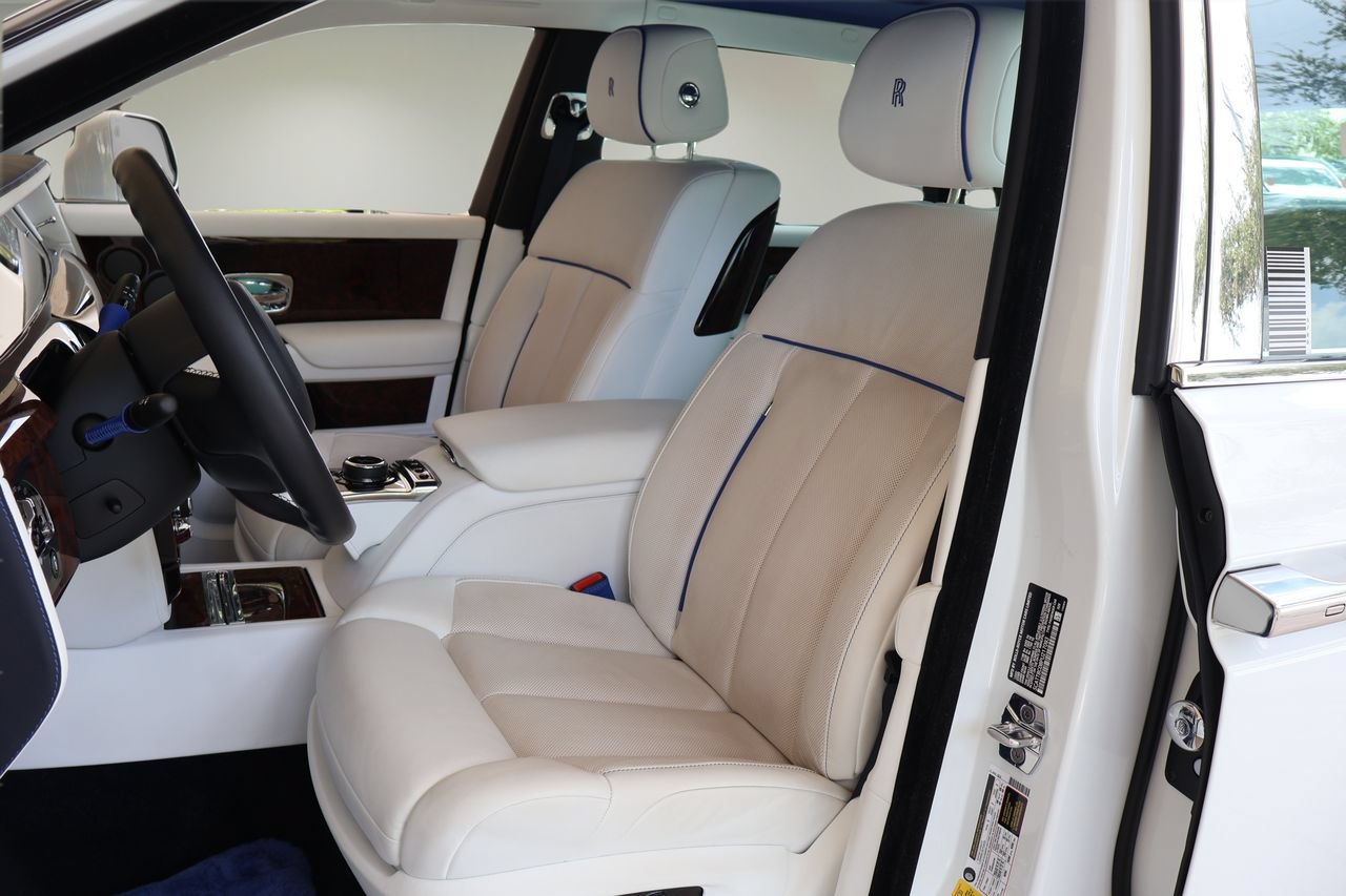 Certified 2023 Rolls-Royce Phantom Extended Wheelbase w/ Leather Finishing Pack RWD image 14