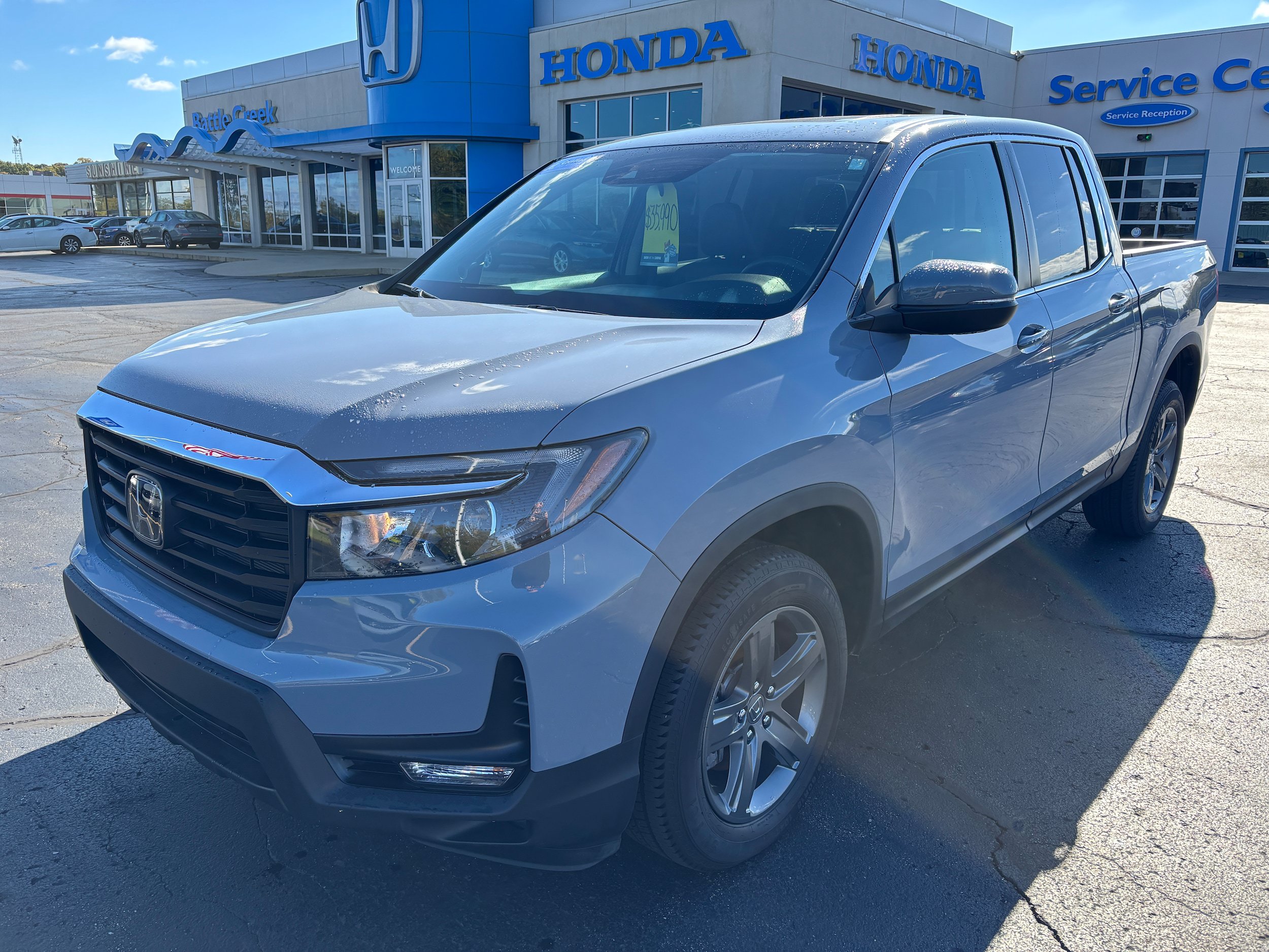 Used 2023 Honda Ridgeline RTL image 2