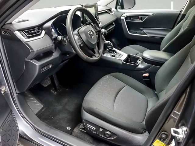 Certified 2022 Toyota RAV4 XLE AWD/4WD image 9