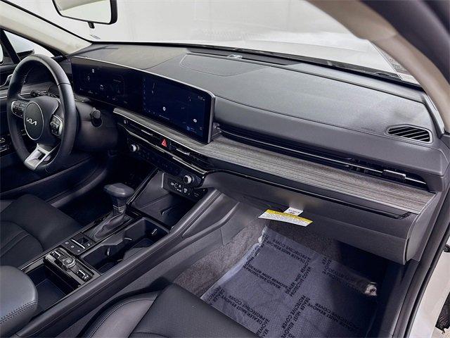 Used 2025 Kia K5 EX image 32