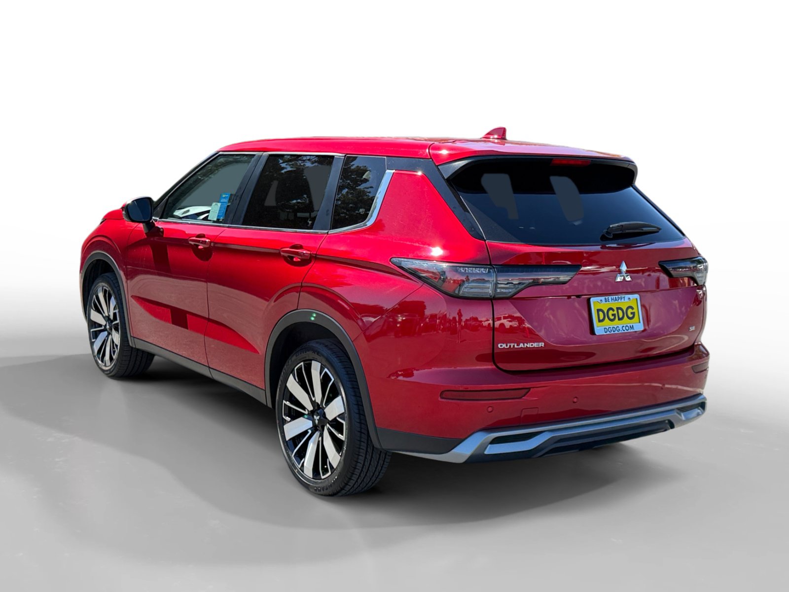Used 2025 Mitsubishi Outlander SE FWD image 3