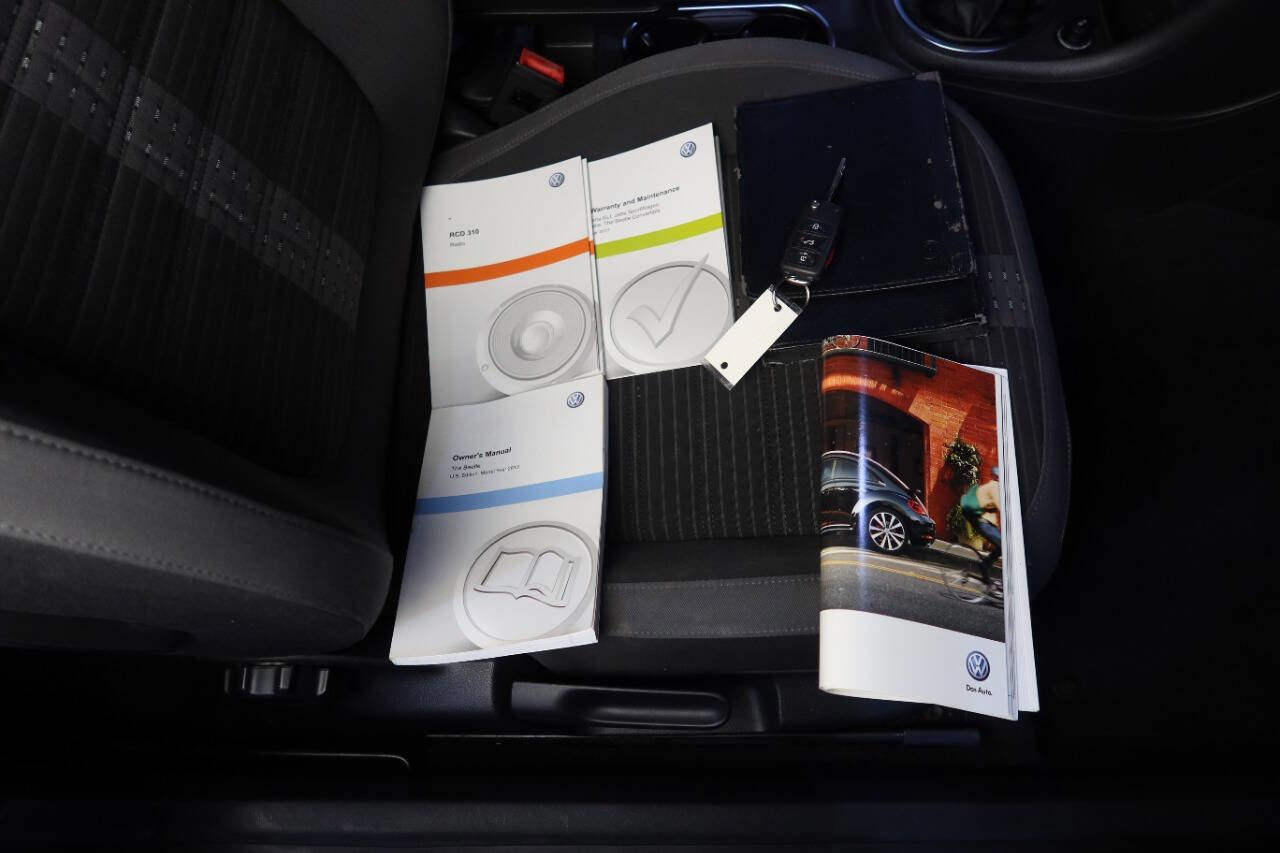 Used 2013 Volkswagen Beetle 2.0T image 26