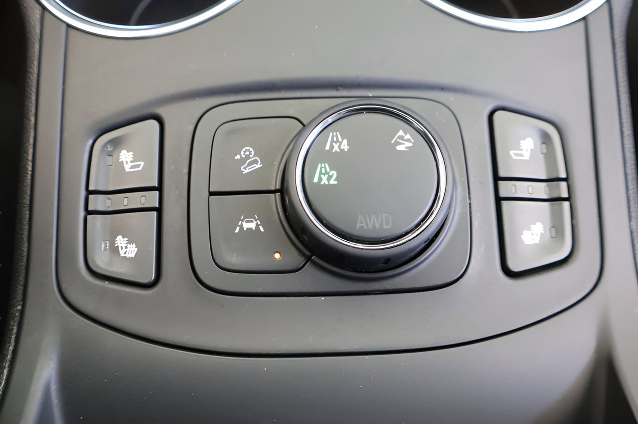 Used 2023 GMC Terrain SLT w/ LPO, Floor Liner Package image 25