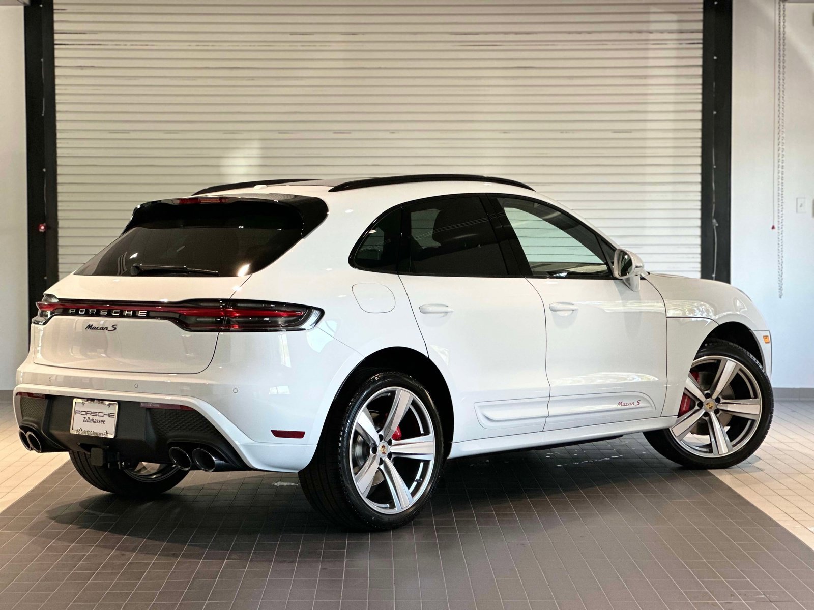 New 2026 Porsche Macan S image 7