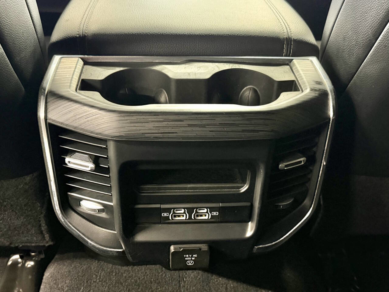 Used 2024 RAM 3500 Laramie w/ Night Edition image 44