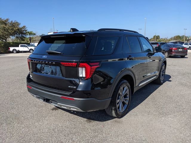 Used 2025 Ford Explorer Active w/ Active Comfort Package AWD/4WD image 4