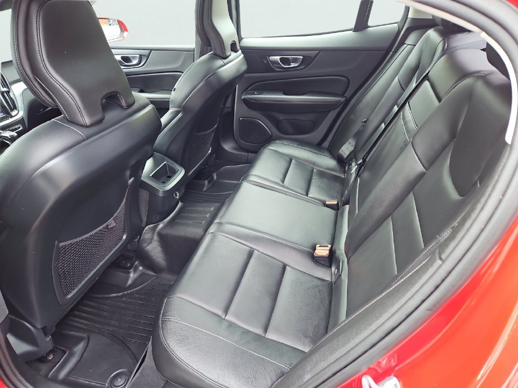Used 2019 Volvo S60 T6 Momentum AWD/4WD image 31