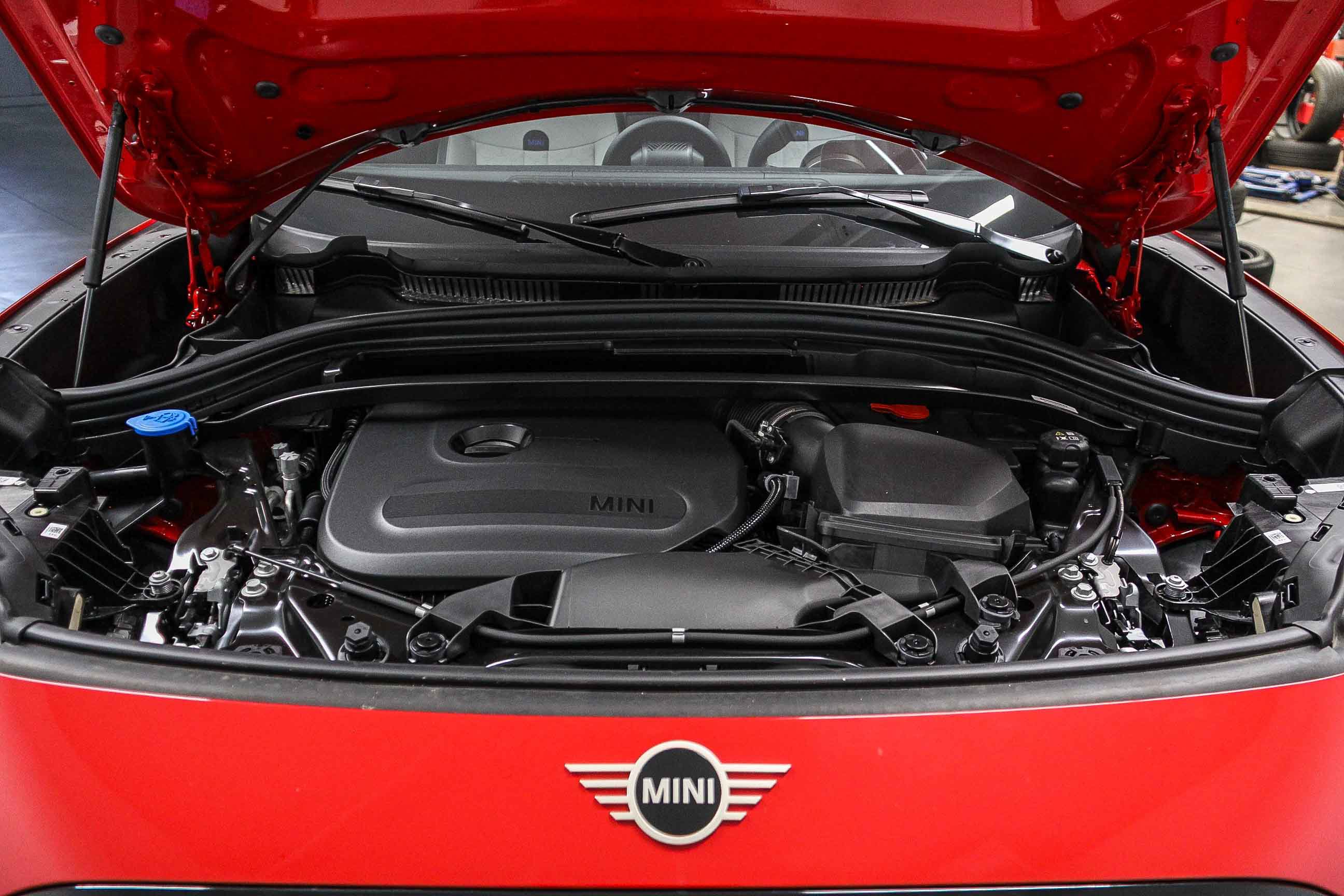 Used 2025 MINI Cooper Countryman S w/ Comfort Package Max image 27