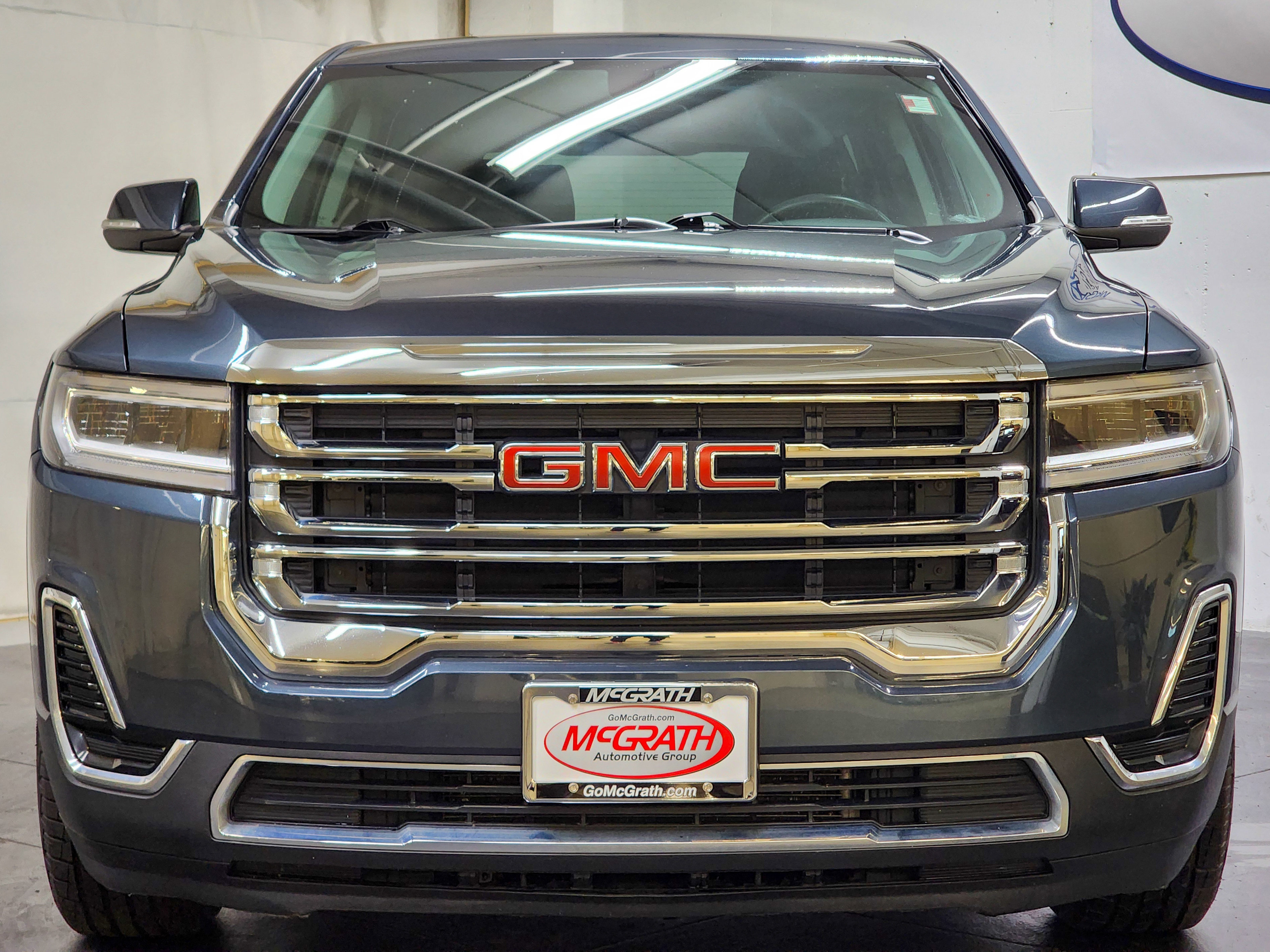 Used 2020 GMC Acadia SLE image 12