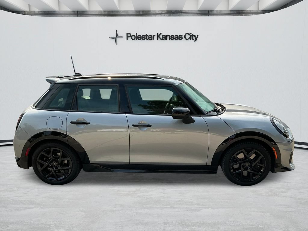 Used 2025 MINI Cooper S FWD image 4