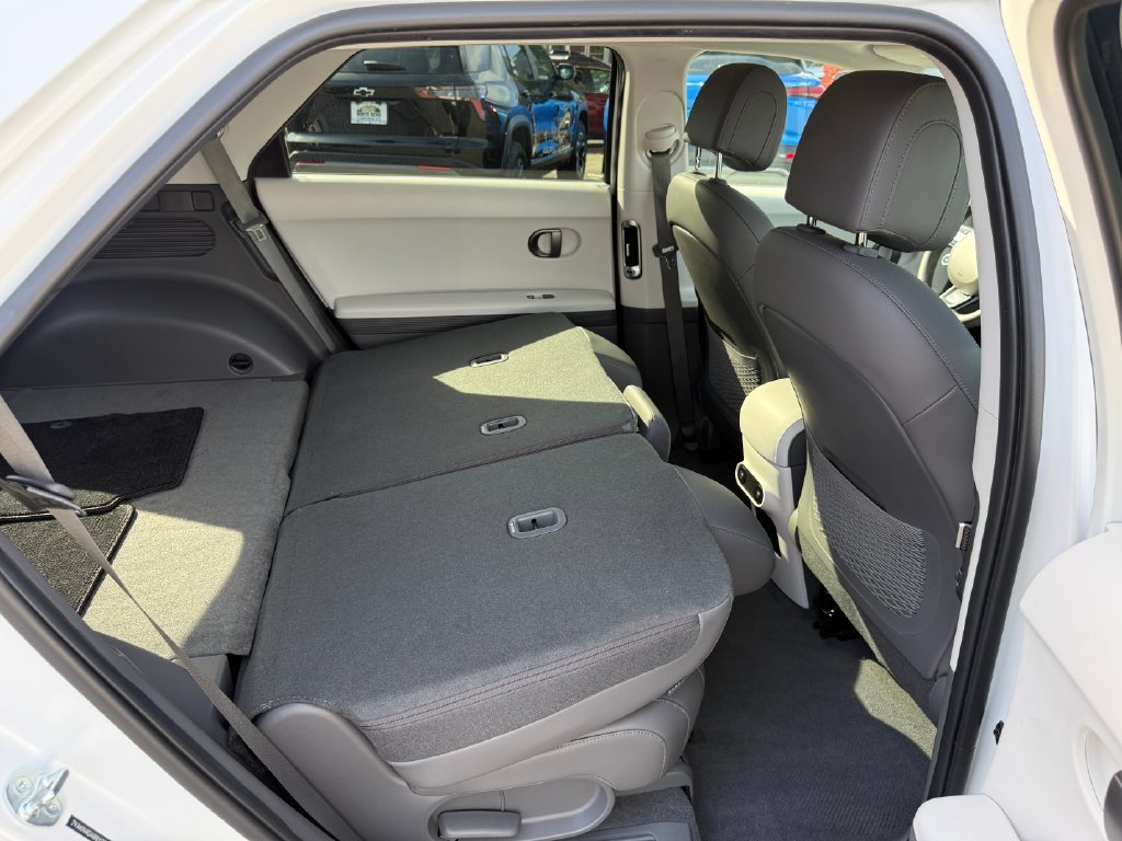 Used 2025 Hyundai Ioniq 5 SEL RWD image 41