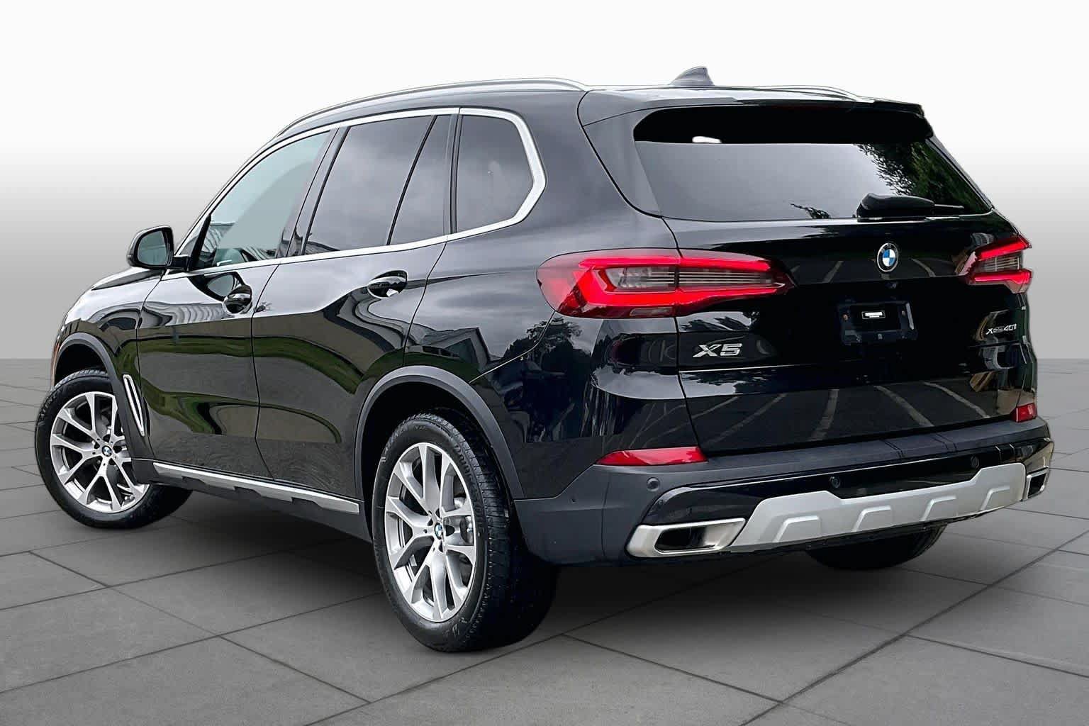 Used 2022 BMW X5 xDrive40i w/ Premium Package AWD/4WD image 11