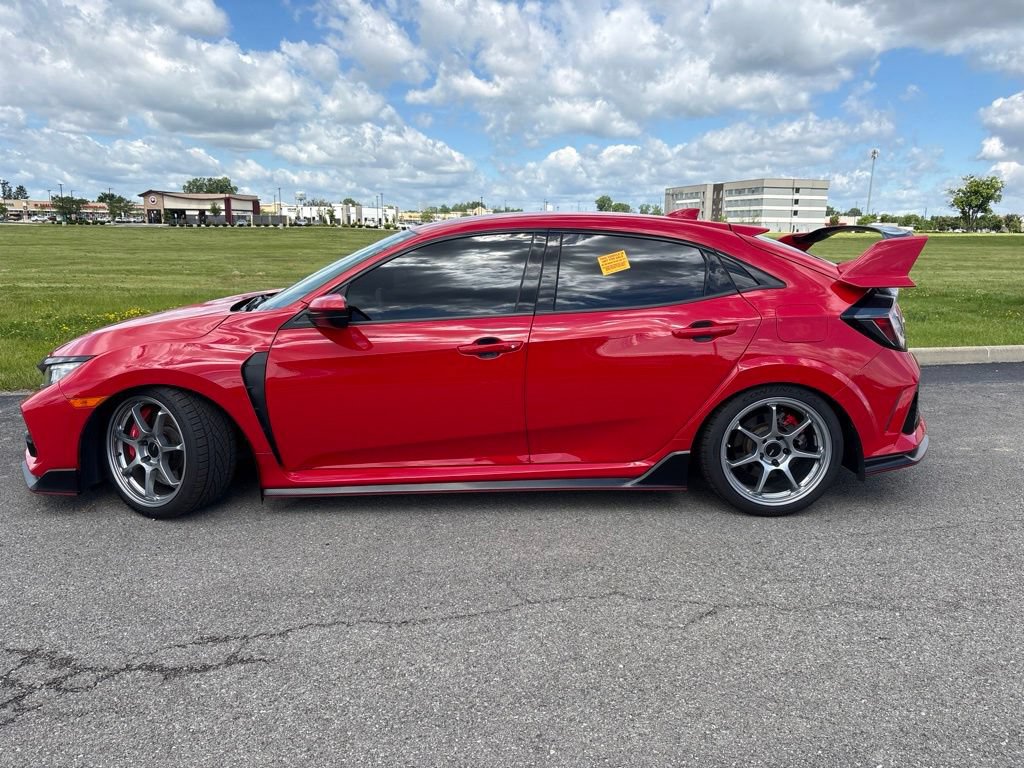 Used 2017 Honda Civic Type R image 8